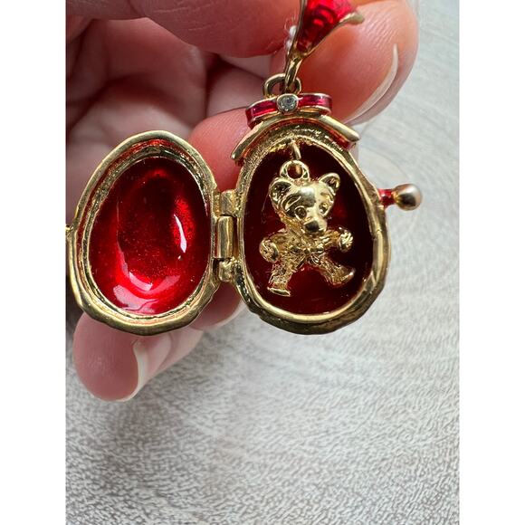 Vintage Faberge Style Egg Pendant Charm Locket Gold Plated Enameled Crystals - Picture 4 of 7